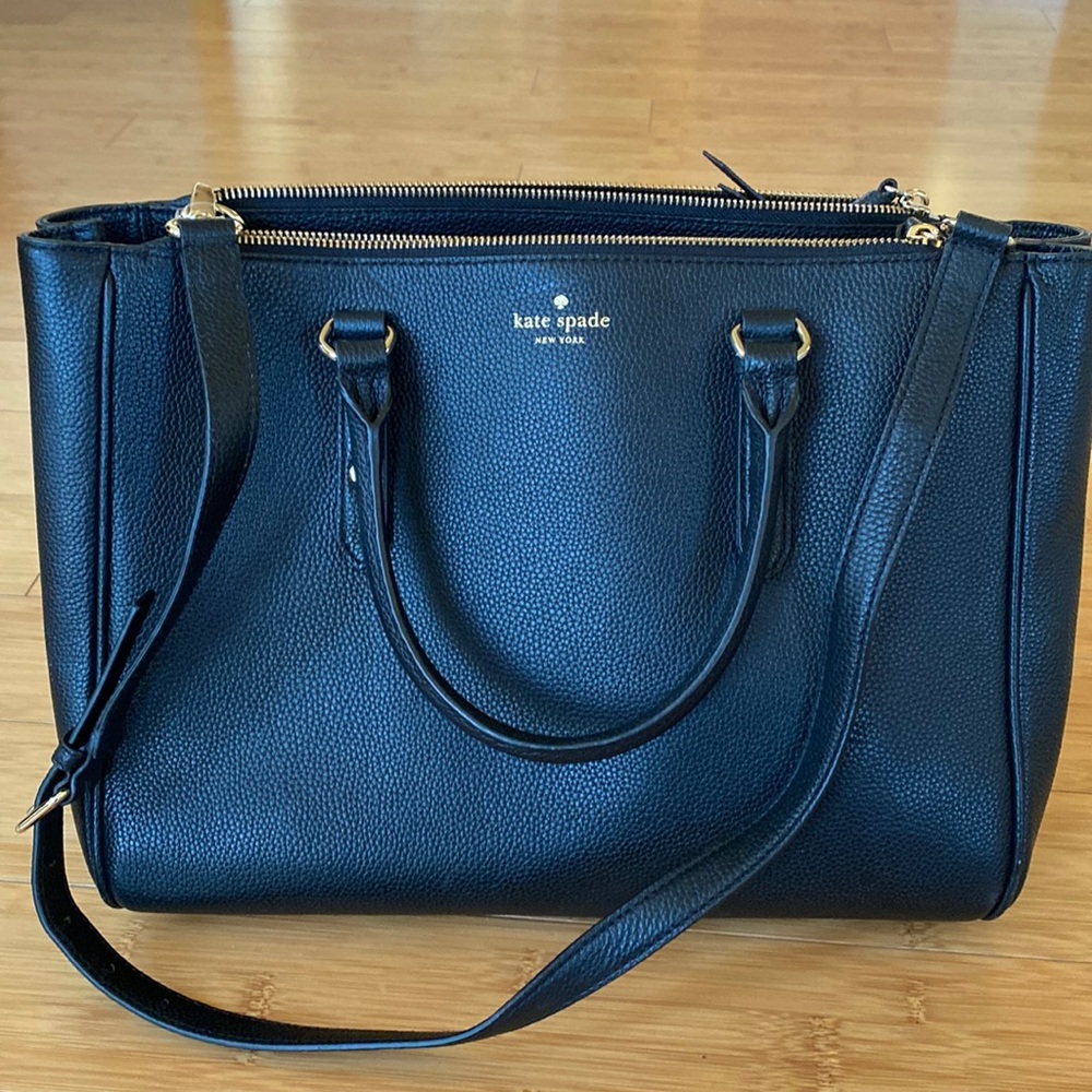 Kate Spade Mulberry Street tote. Two large zip pockets. New. Black.